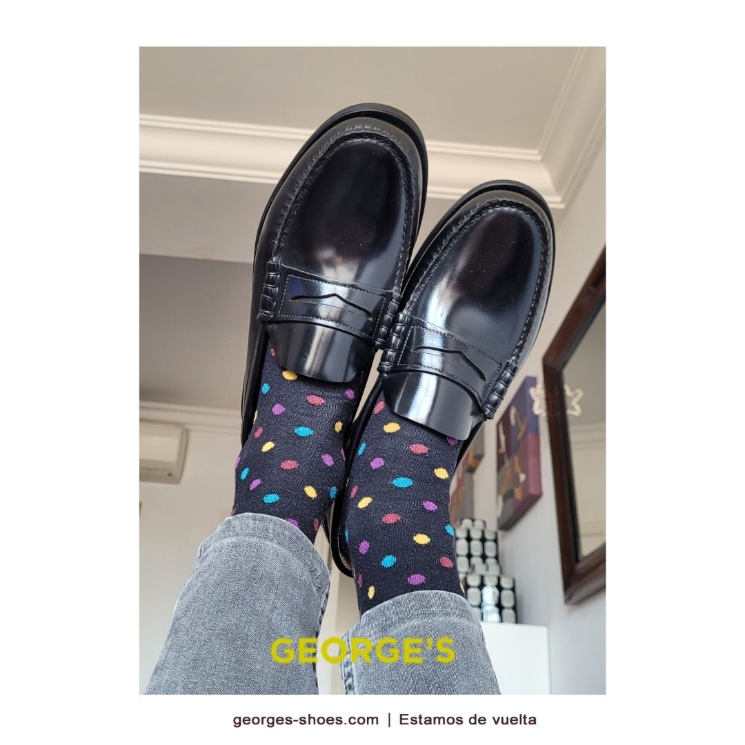 YALE BLACK